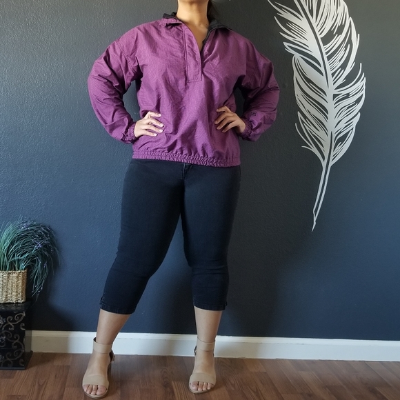 Roche Vintage Sweater - Picture 2 of 5